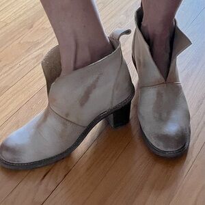 Anthropologie Holding Horses Leather Booties size 7